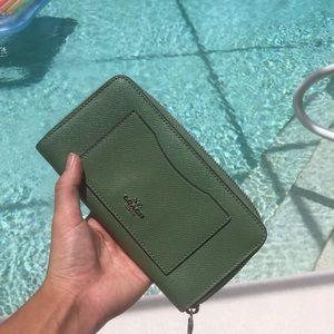 Large Coach Wallet
